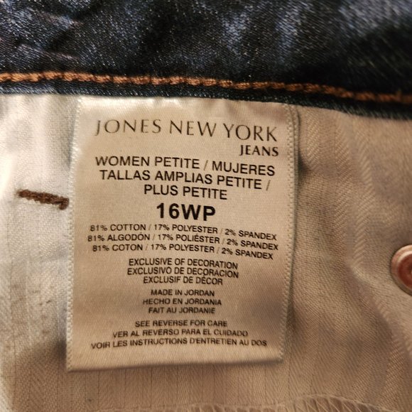 Jones New York Lexington Straight Jeans - Picture 7 of 15